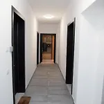 Tani * Tirana