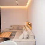 Tani تيرانا
